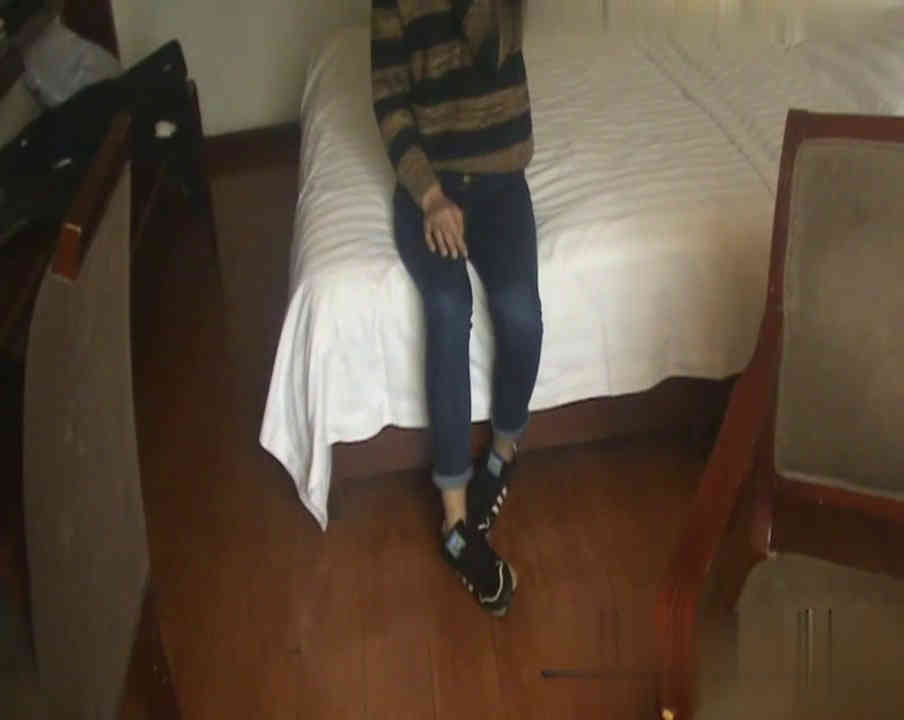 丝人订制挠脚心vk新作之阳光室内！在线看！